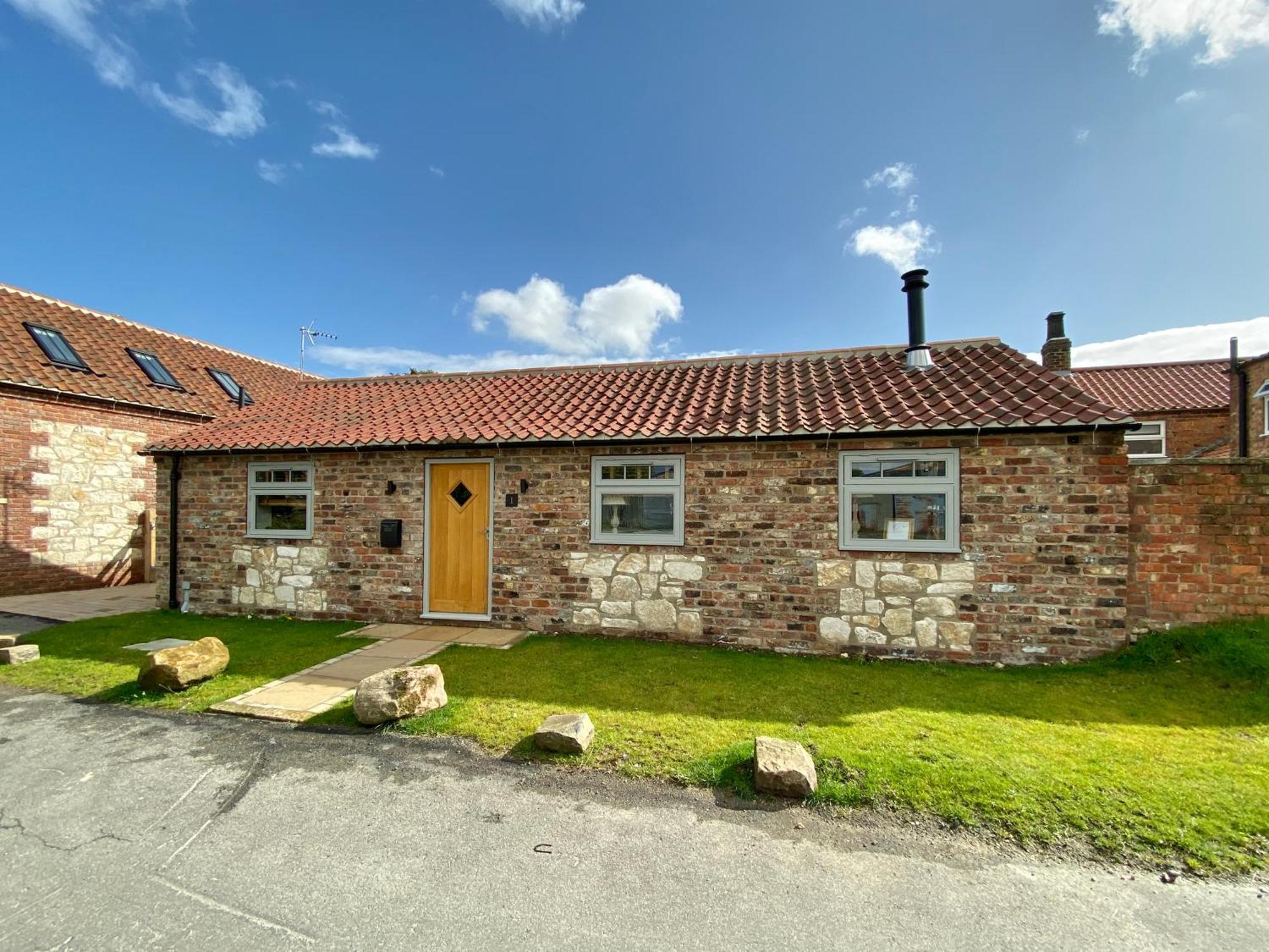 Village Barn Conversion Near York Exteriér fotografie